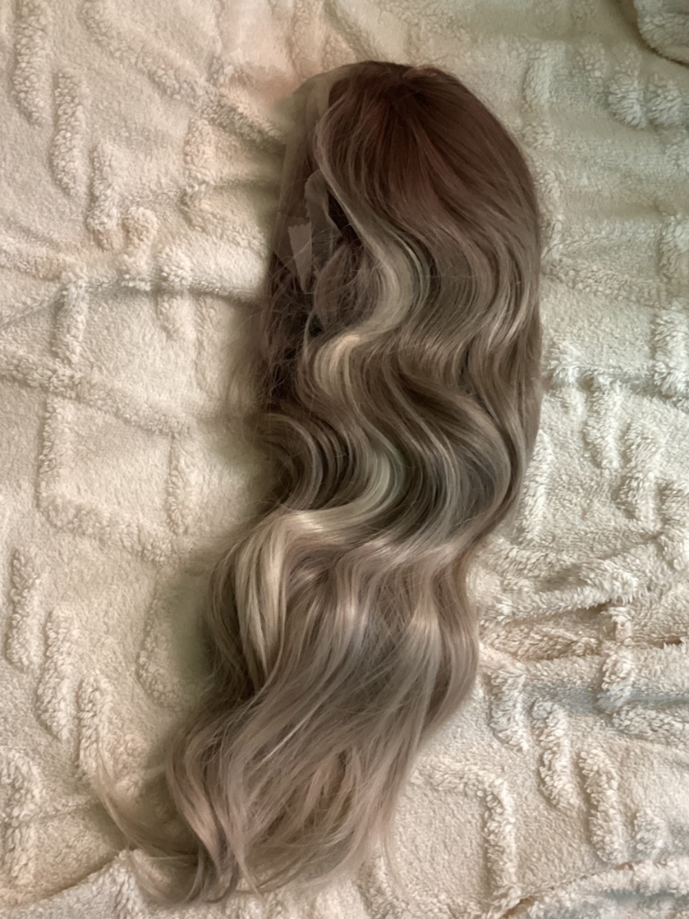 Blonde Balayage Glueless Lace Wig with Ash Brown & Blonde Highlights 20 Inch - Picture 3 of 6
